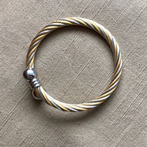 Two-tone twisted cable bangle